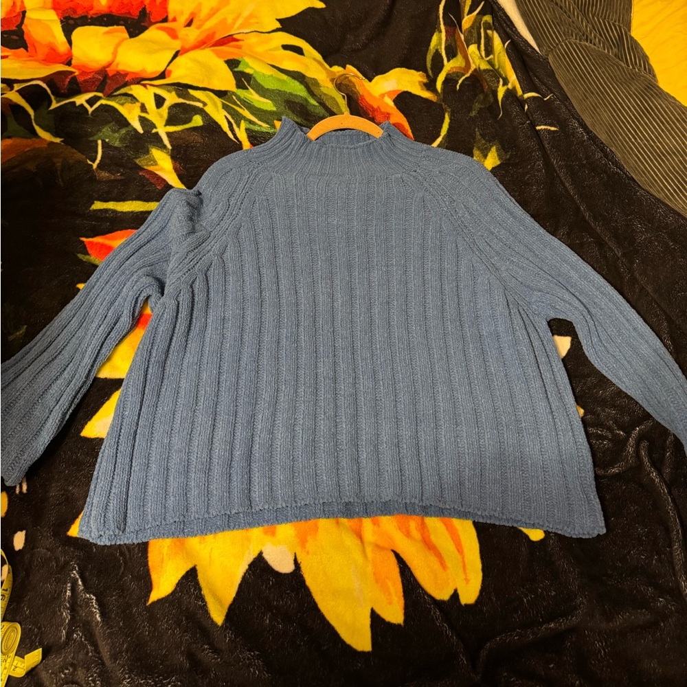 American Eagle copped sweater